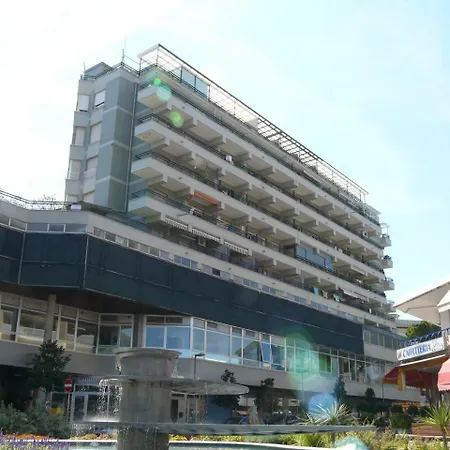 Condominio Central Palace Lignano Sabbiadoro