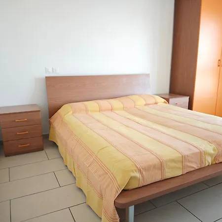 Condominio Central Palace 아파트 리그나노 사비아도로